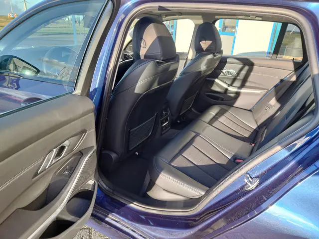 BMW 3 Serie Touring 330i High Executive 2019 Benzine 11