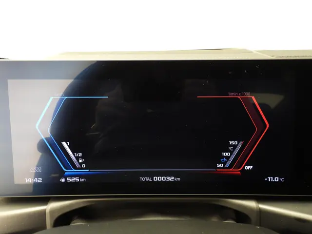 BMW M4 CS Coupé 2025 Benzine 11