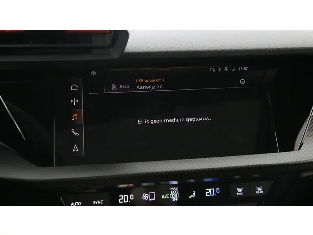 Audi RS3 Limousine 2.5 TFSI 400pk Quattro 2023 Benzine 46