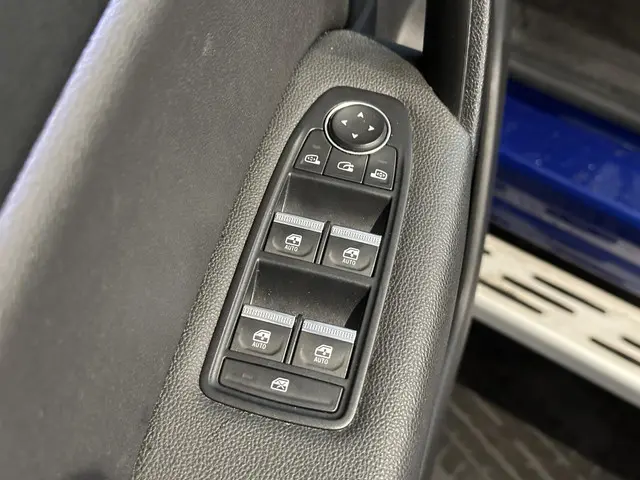 Renault Captur 1.0 TCe 100 Intens 2020 Benzine 23