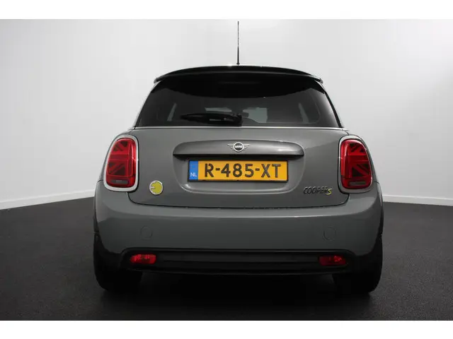 MINI Electric Cooper Charged 33 kWh 2020 Elektrisch 5