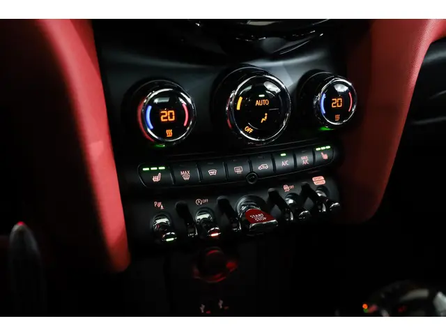 MINI Cooper Mini 2.0 John Works Chili 2020 Benzine 29