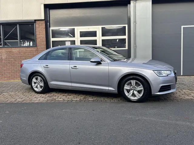 Audi A4 Limousine 1.4 TFSI Pro Line 2016 Benzine 2