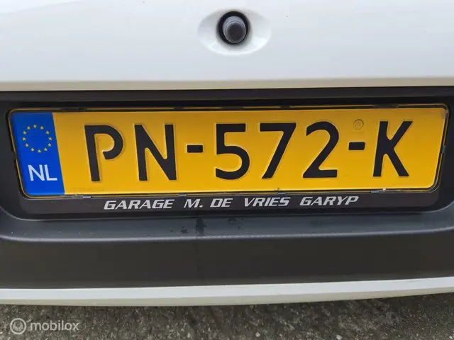 Toyota Aygo 1.0 VVT-i x, airco, 5drs 2017 Benzine 33