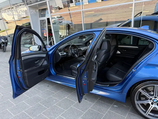 BMW M5 5-serie Competition Package 2015 Benzine 11