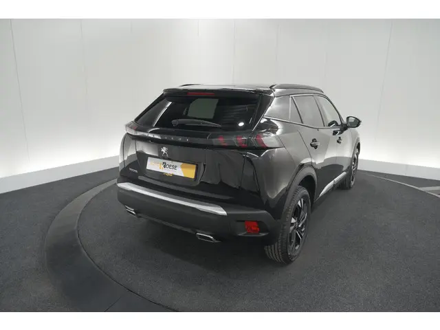 Peugeot 2008 PureTech 130 Allure Pack 2023 Benzine 55