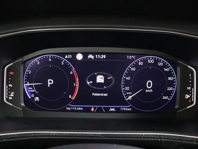 Volkswagen T-Cross 1.0 TSI R-Line Edition 2025 Benzine 4