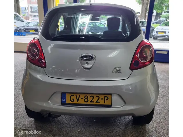 Ford Ka 1.2 Style start/stop AIRCO 2015 Benzine 6