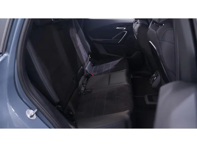 BMW iX1 xDrive30 Launch Edition 67 kWh 2024 Elektrisch 45