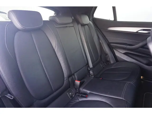 BMW X2 sDrive20i 2018 Benzine 9