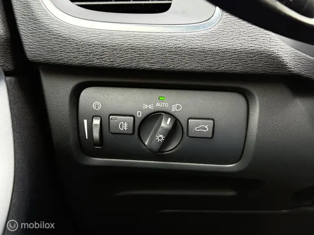 Volvo V40 1.6 D2 R-Design EXPORTPRIJS 2013 Diesel 22