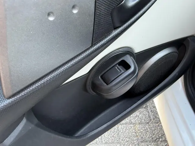 Toyota Aygo 1.0 VVT-i Now 2013 Benzine 10