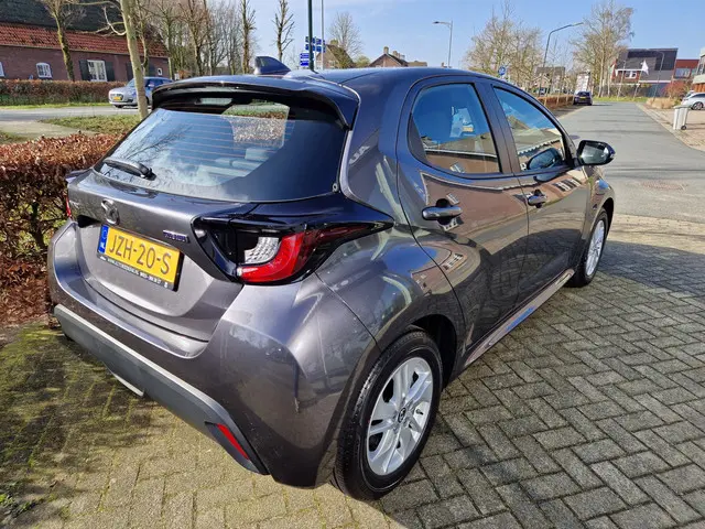 Mazda 2 Hybrid 1.5 Centre-line 2025 Hybride Benzine 13