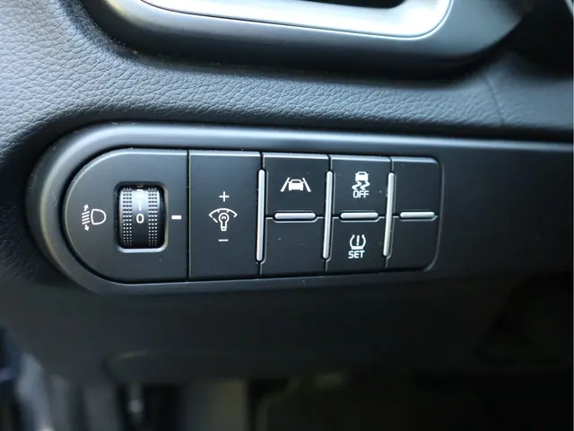 Kia Ceed 1.0 T-GDi 2022 Benzine 32