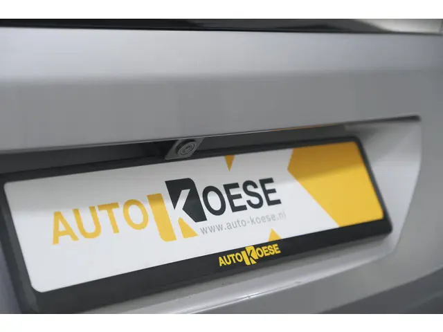 Peugeot 3008 PureTech 130 EAT8 GT Line 2019 Benzine 24