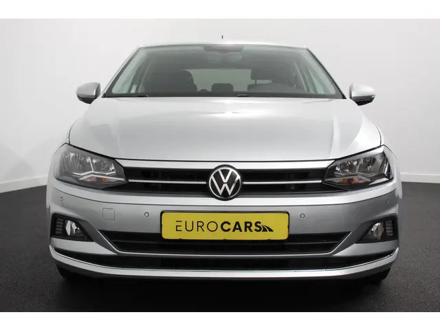 Volkswagen Polo 2