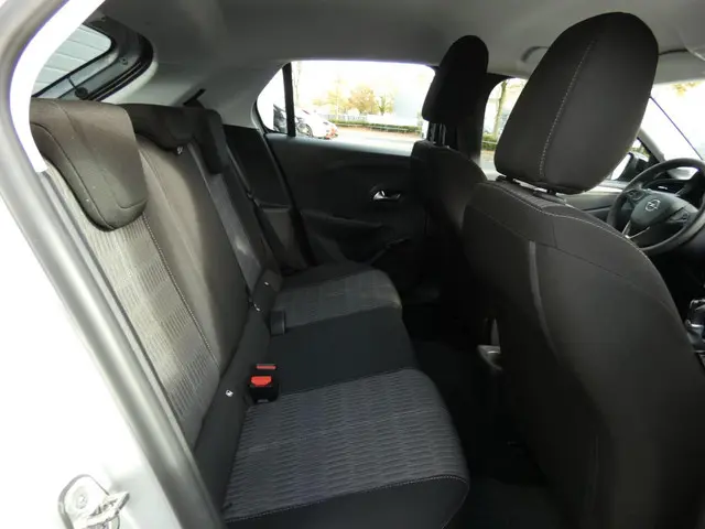 Opel Corsa 1.2 Edition 2023 Benzine 11