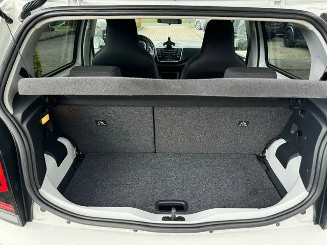 Volkswagen up! 1.0 2021 Benzine 6