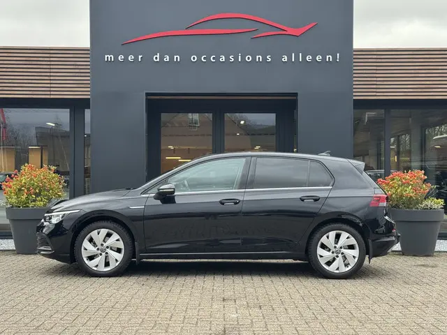 Volkswagen Golf 1.5 TSI 130pk Style 2020 Benzine 3