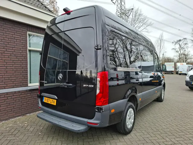 Mercedes-Benz Sprinter 317 1.9 CDI L2H2 RWD 2022 Diesel 23