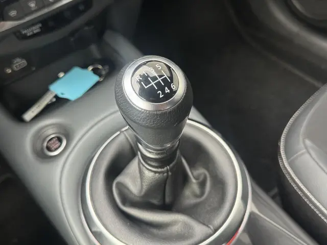 Nissan Juke 1.0 DIG-T N-Design 2021 Benzine 23