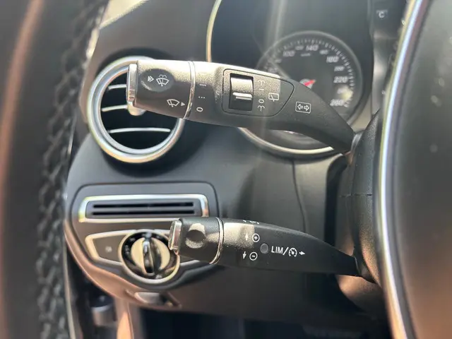 Mercedes-Benz GLC 250 d 4MATIC Edition 1 2016 Diesel 27