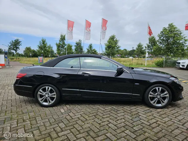 Mercedes-Benz E-Klasse Cabrio 200 Ambition 2014 Benzine 6