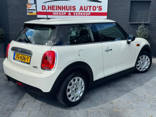 MINI One Mini 1.2 *AIRCO* MOOIE FRISSE AUTO* 2015 Benzine 5