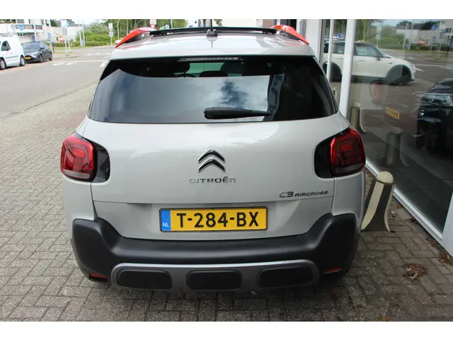 Citroën C3 Aircross 1.2 PureTech S&S Shine 2019 Benzine 22