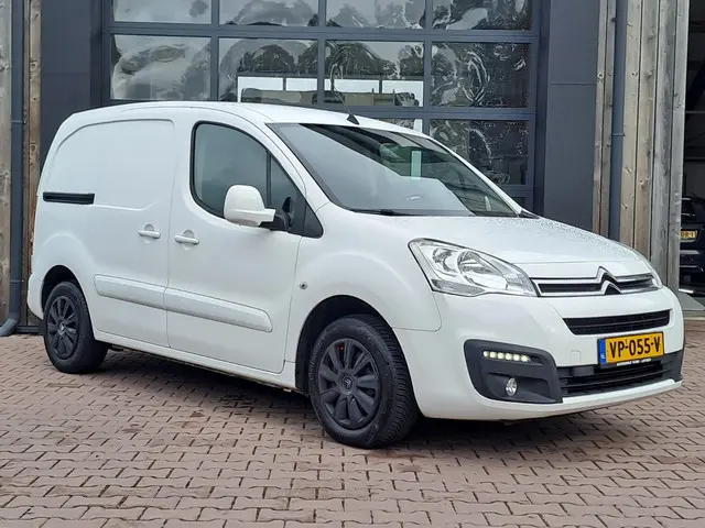 Citroën Berlingo 1.6 HDI 75 Club 2015 Diesel 2