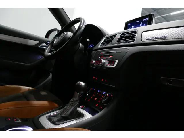 Audi Q3 2.0 TFSI quattro S Line 2017 Benzine 31