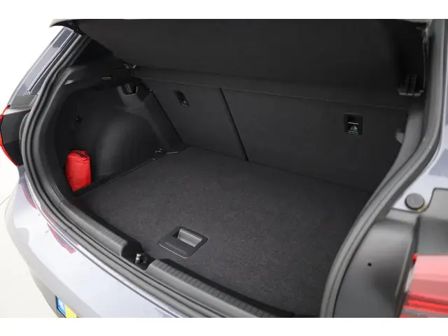 Volkswagen Polo 1.0 TSI R-Line 2025 Benzine 28