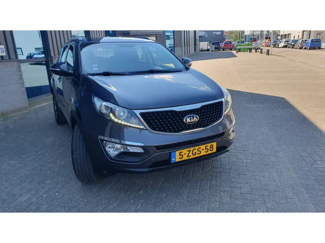 Kia Sportage 1.6 GDI BusinessLine 2015 Benzine 28