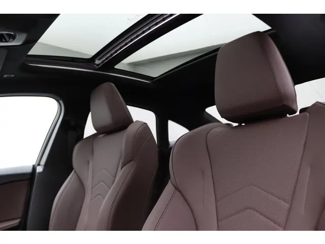 BMW 2 Serie Gran Coupé 220 2025 Benzine 12