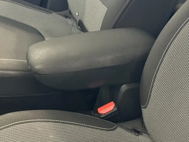 Renault Captur 0.9 TCe 90 Dynamique 2013 Benzine 40