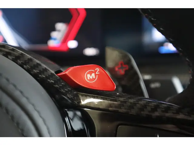 BMW M4 CS 2025 Benzine 33