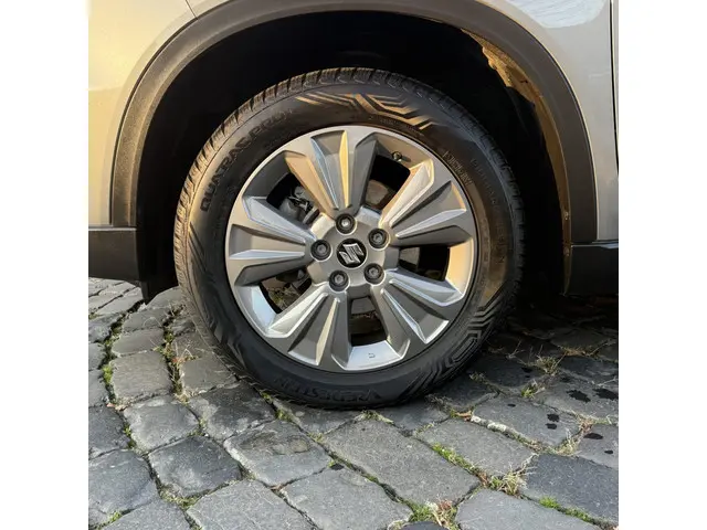 Suzuki Vitara 1.5 Hybrid Select 2023 Hybride Benzine 6