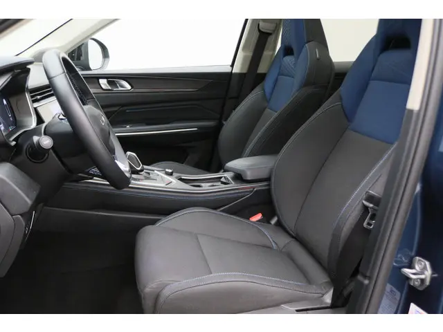 Lynk & Co 01 1.5 2022 Hybride Benzine 10