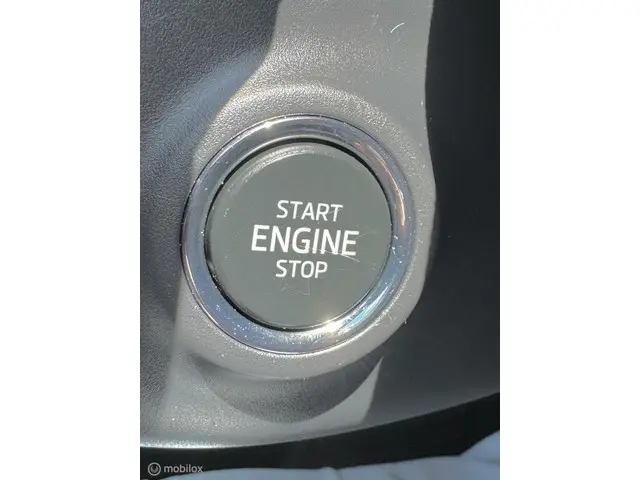 Škoda Kamiq 1.5 TSI ACT Sport Business 2024 Benzine 30