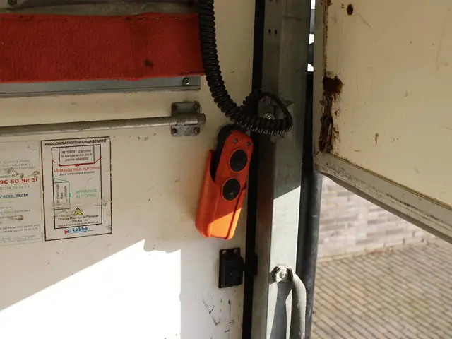 Ford Transit 350 2.2 TDCI L4H1 Ambiente 2016 Diesel 23