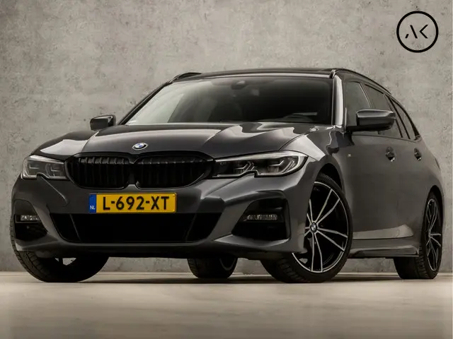 BMW 3 Serie Touring 318i M Sport 2021 Benzine