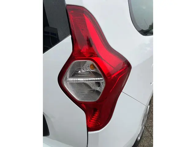 Dacia Lodgy 1.6 SCe 7p. 2019 Benzine 26