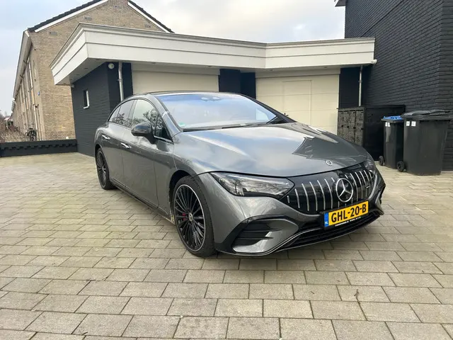 Mercedes-Benz EQE