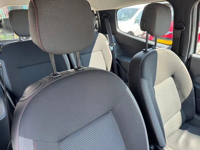 Renault Twingo TWINGO AUTOMAT CLIMA CRUISE 2012 Benzine 12