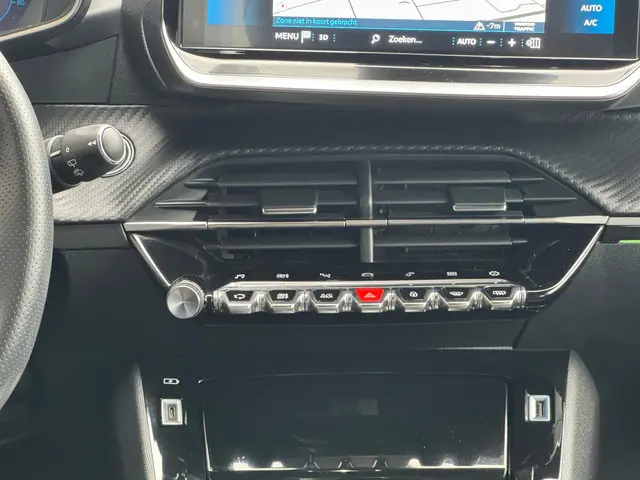 Peugeot 208 1.2 PureTech GT 2022 Benzine 14