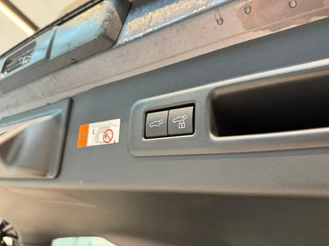 Lexus LBX Elegant 2WD + Tech Pack 2025 Hybride Benzine 20