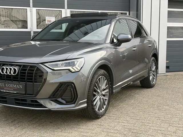 Audi Q3 35 TFSI S Line 2020 Benzine 4