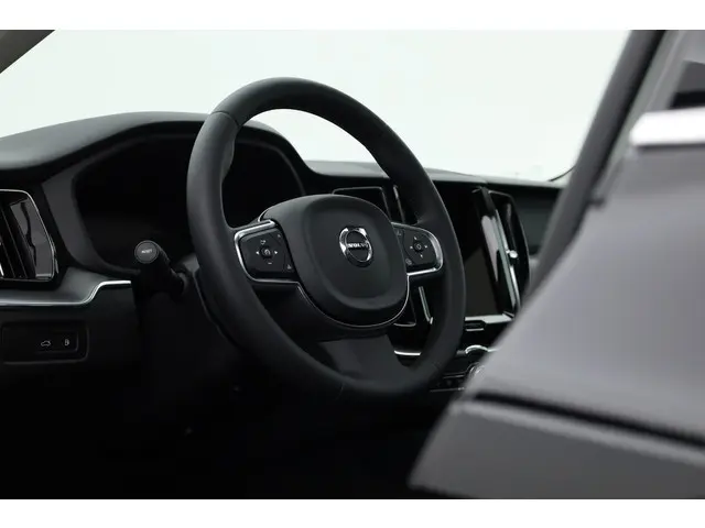 Volvo XC60 T6 Recharge Core 2022 Hybride Benzine 4