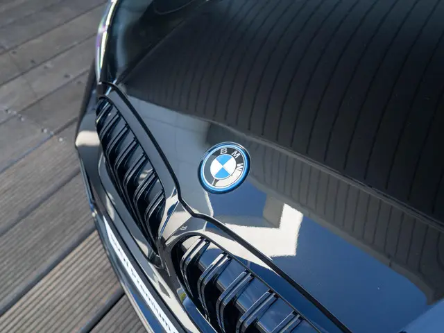 BMW 3 Serie Sedan 330e 2026 Hybride Benzine 14