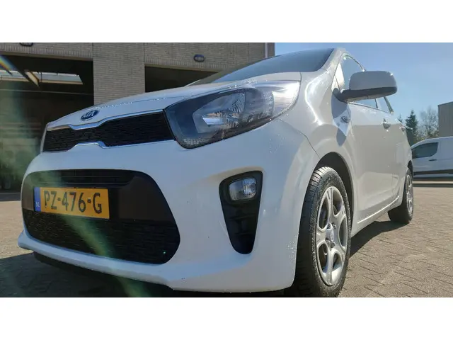 Kia Picanto 1.0 CVVT ComfortLine AC / NAVI 2017 Benzine 2